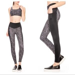 WITH Wear It To Heart High Waist Star Leggings - Black Superstar Size M